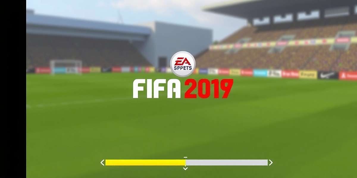 Installing Lucknow Lions FIFA Lucknow Lions FIFA mobile installation screen showing progress bar